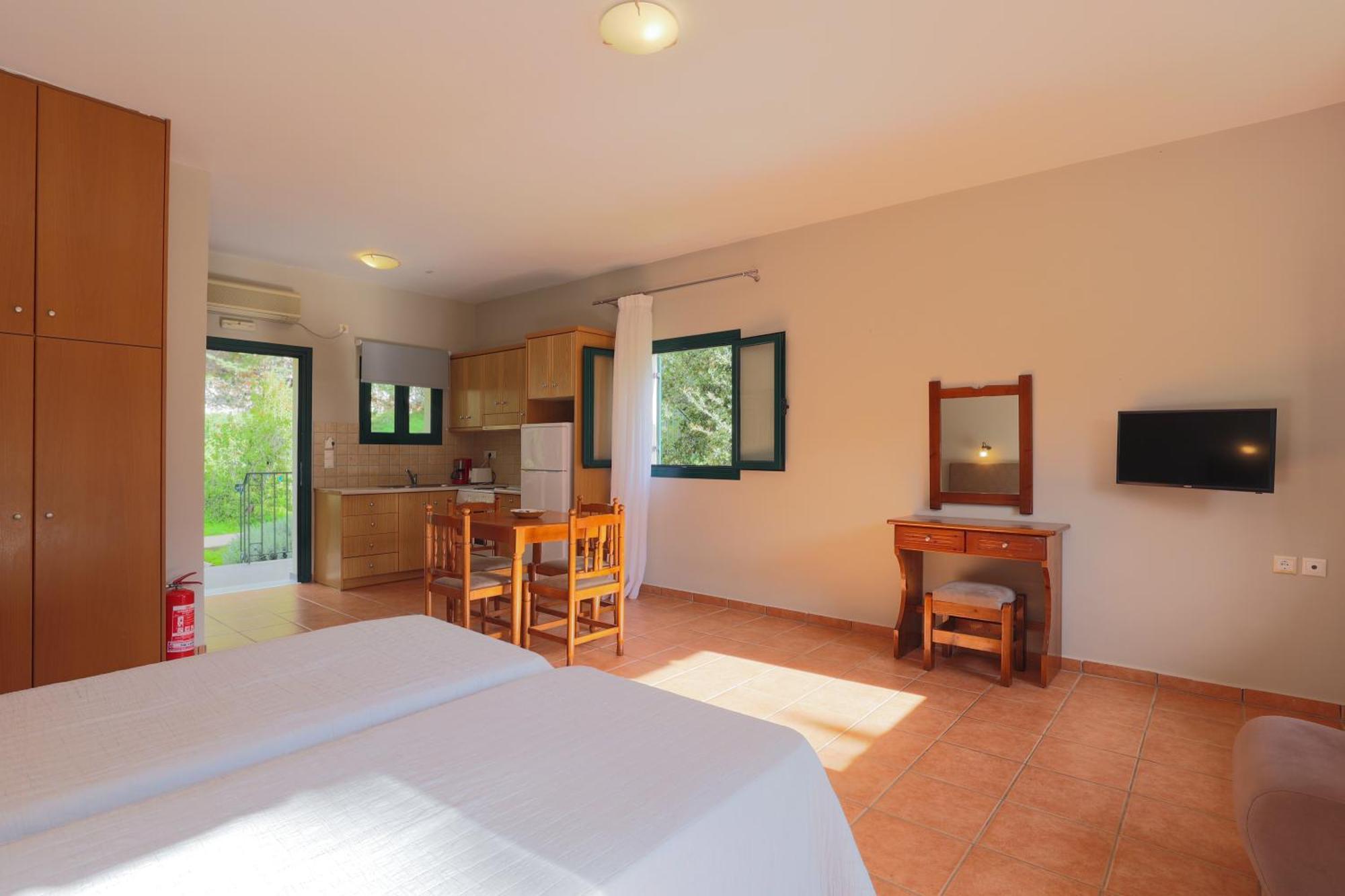 Vivi'S Apartments Agia Efimia Extérieur photo