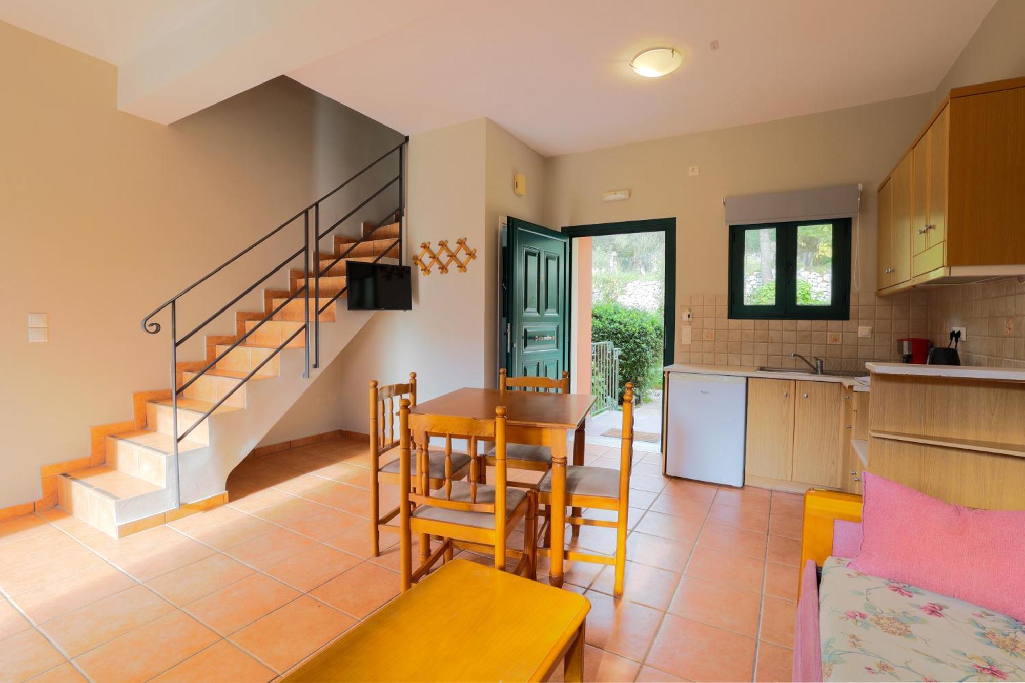 Vivi'S Apartments Agia Efimia Extérieur photo